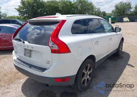 2013 Volvo Xc60 T6 from USA, damaged, VIN YV4902DZ1D2377648